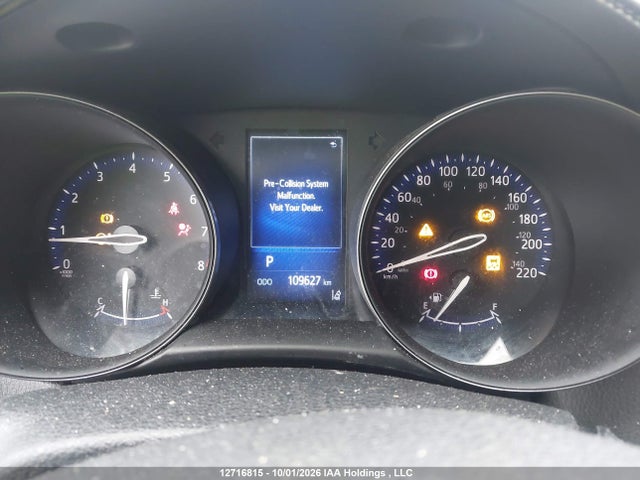 NMTKHMBX9JR025690 Toyota C-HR XLE