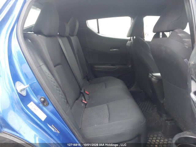 NMTKHMBX9JR025690 Toyota C-HR XLE