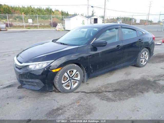Продажа на аукционе авто 2017 Honda Civic Lx, vin: 2HGFC2E50HH027838, номер лота: 12716821