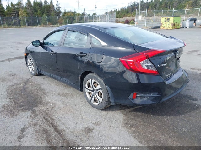 Продажа на аукционе авто 2017 Honda Civic Lx, vin: 2HGFC2E50HH027838, номер лота: 12716821
