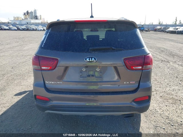 KIA SORENTO EX 2019 5XYPHDA35KG589874 Image 17