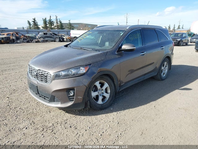KIA SORENTO EX 2019 5XYPHDA35KG589874 Image 2