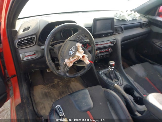 KMHTH6ABXKU002662 Hyundai Veloster Turbo