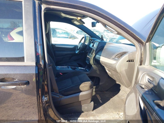 2015 Dodge Grand Caravan Se/sxt მანქანა იყიდება აუქციონზე, vin: 2C4RDGBG5FR722237, აუქციონის ნომერი: 12716915