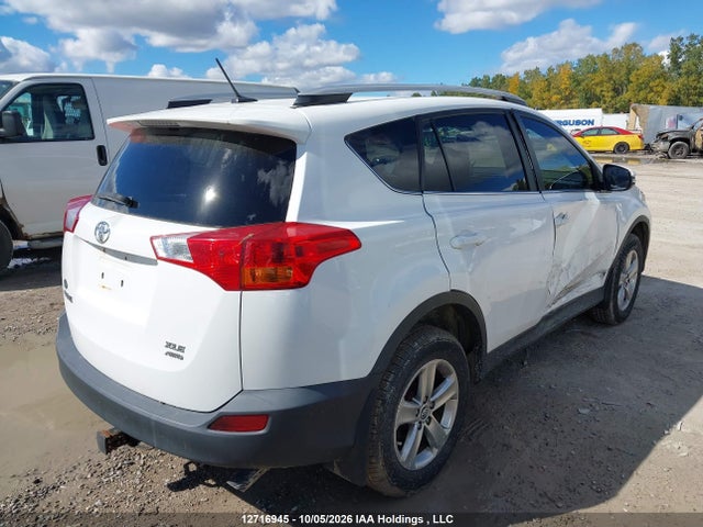 12716945 :رقم المزاد ، 2T3RFREV6FW354401 vin ، 2015 Toyota Rav4 Xle مزاد بيع