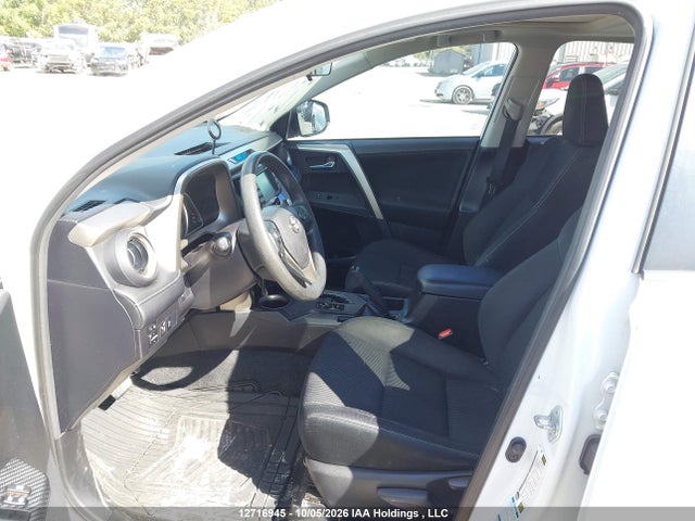 12716945 :رقم المزاد ، 2T3RFREV6FW354401 vin ، 2015 Toyota Rav4 Xle مزاد بيع