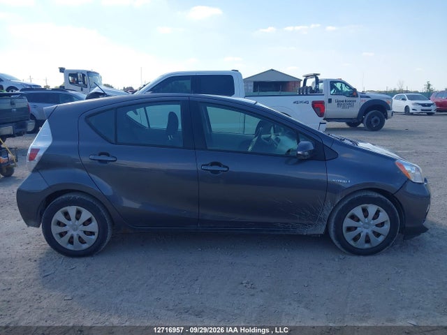 12716957 :رقم المزاد ، JTDKDTB35C1508338 vin ، 2012 Toyota Prius C مزاد بيع