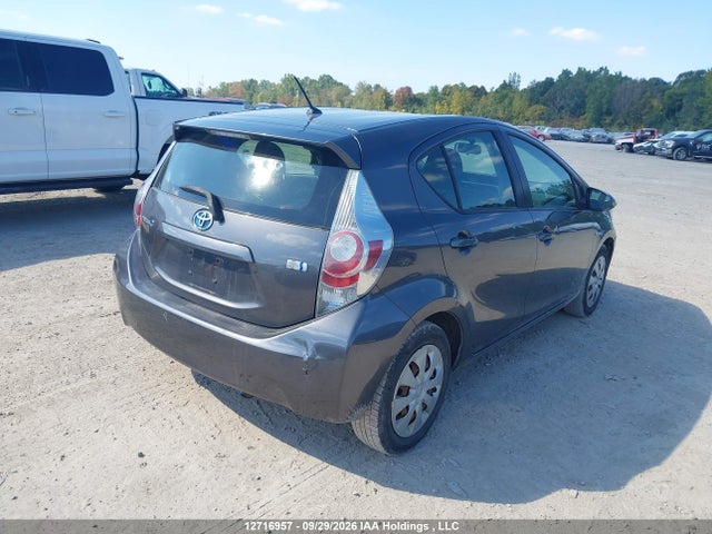 12716957 :رقم المزاد ، JTDKDTB35C1508338 vin ، 2012 Toyota Prius C مزاد بيع