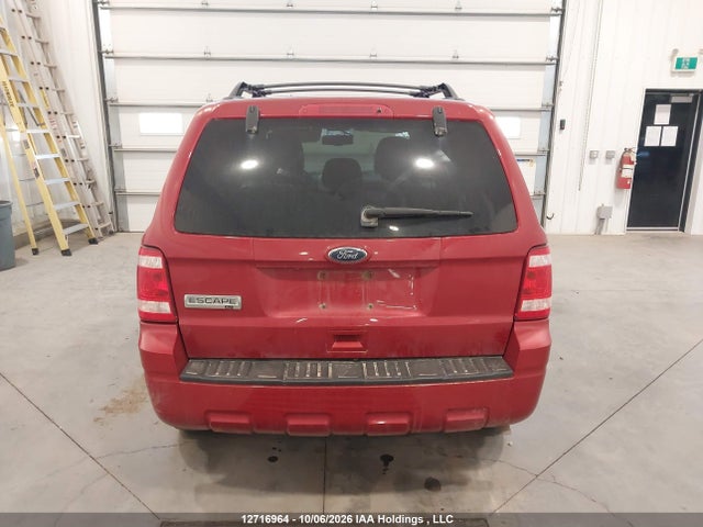Продаж на аукціоні авто 2010 Ford Escape Xlt, vin: 1FMCU0D72AKD14498, номер лоту: 12716964