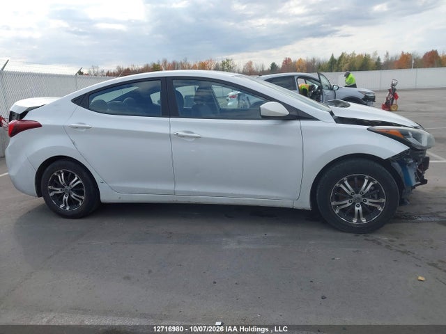 Hyundai Elantra L+ 2016 5NPDH4AEXGH712377 Image 14
