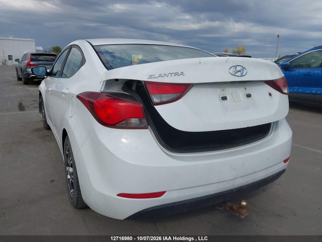 Hyundai Elantra L+ 2016 5NPDH4AEXGH712377 Image 3