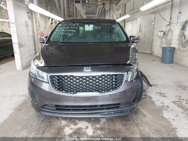 Продажа на аукционе авто 2018 Kia Sedona Lx/lx+, vin: KNDMB5C18J6384850, номер лота: 12717019