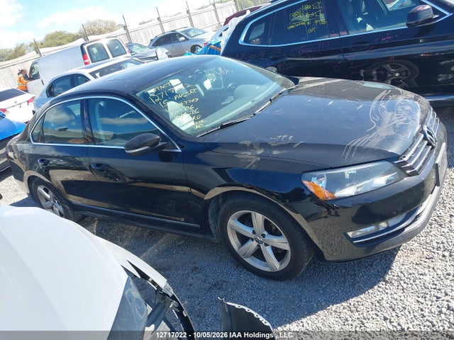 Volkswagen Passat 2015 1VWBV7A30FC047707 Image 13