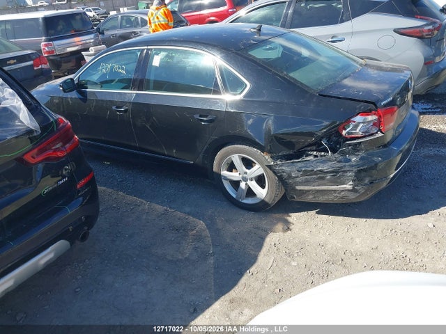 Volkswagen Passat 2015 1VWBV7A30FC047707 Image 14