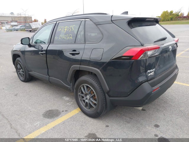 Toyota RAV4 LE 2019 2T3Z1RFV4KW020312 Image 3