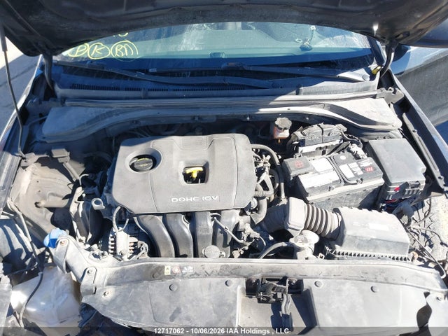 Hyundai Elantra 2017 5NPD74LFXHH136297 Image 10
