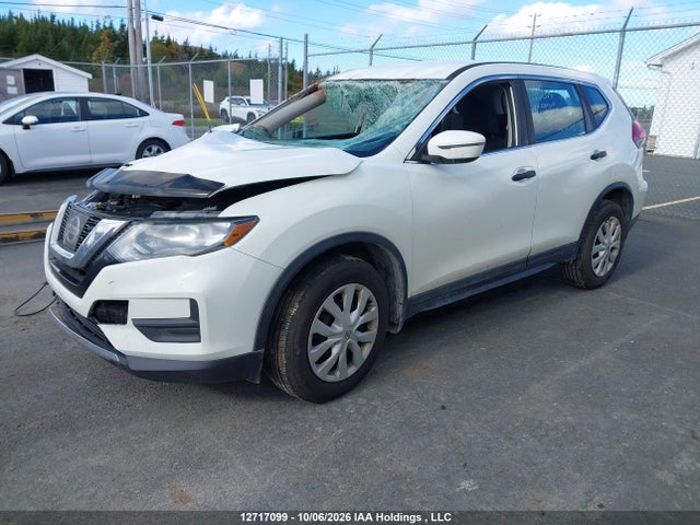 Nissan Rogue Sv/sl 2017 5N1AT2MV0HC836426 Image 2