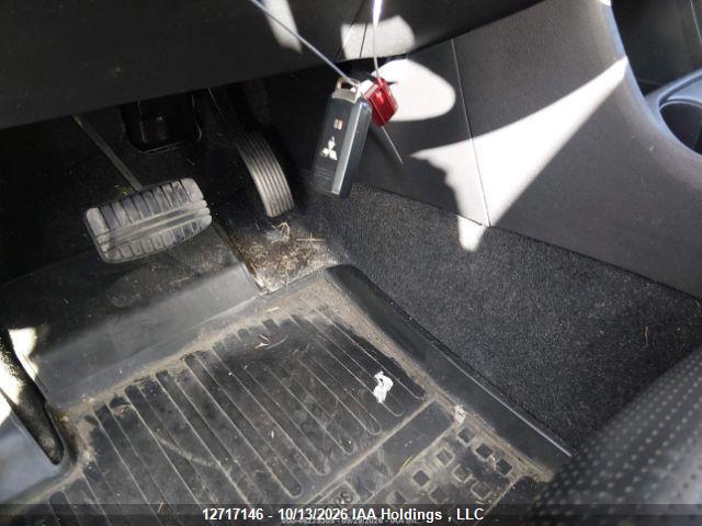 12717146 :رقم المزاد ، JA4JZ3AXXFZ601535 vin ، 2015 Mitsubishi Outlander Se مزاد بيع