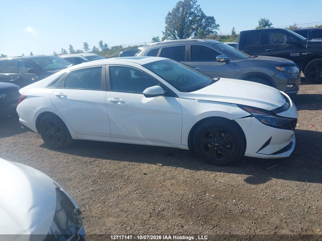 KMHLM4AG3NU333387 Hyundai Elantra