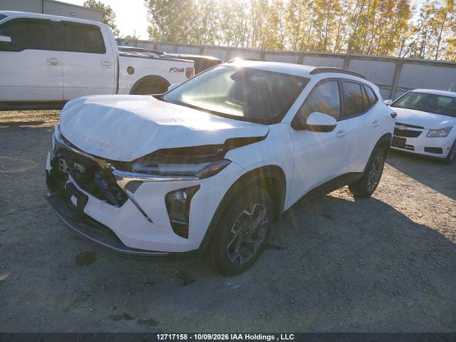 Chevrolet Trax 2025 KL77LHE23SC274368 Image 2