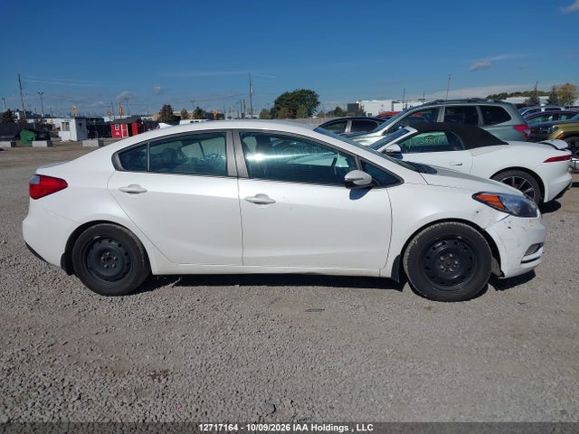 KIA FORTE LX 2015 KNAFX4A6XF5402603 Image 13