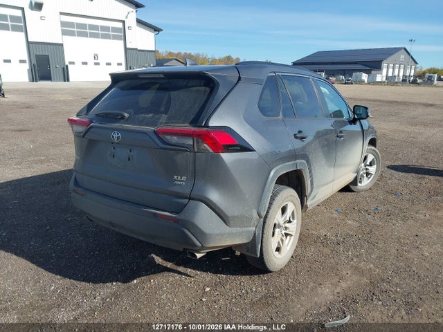 2T3R1RFV7KC018443 Toyota Rav4 Xle/xle Premium