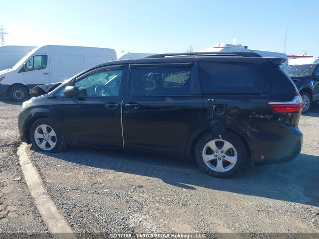 Aukcja sprzedaży 2015 Toyota Sienna 7 Passenger, vin: 5TDZK3DC5FS541929, numer aukcji: 12717188