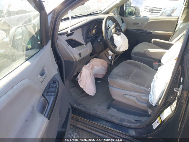 Aukcja sprzedaży 2015 Toyota Sienna 7 Passenger, vin: 5TDZK3DC5FS541929, numer aukcji: 12717188