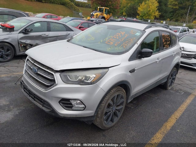 Ford ESCAPE SE 2017 1FMCU9GD4HUE79652 Image 2
