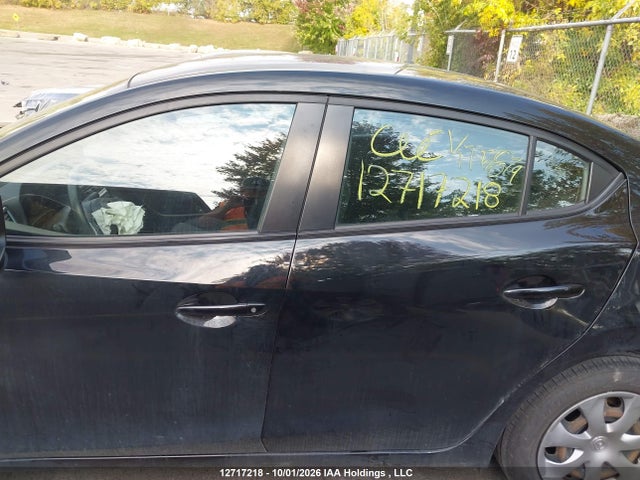 12717218 :رقم المزاد ، JM1BN1U73J1158979 vin ، 2018 Mazda Mazda3 Gx مزاد بيع