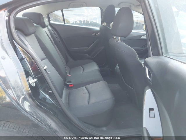 12717218 :رقم المزاد ، JM1BN1U73J1158979 vin ، 2018 Mazda Mazda3 Gx مزاد بيع