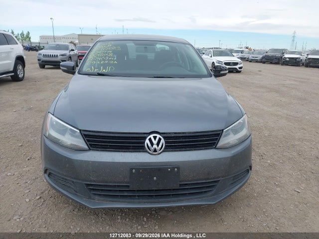 3VW2K7AJ2EM218168 Volkswagen Jetta 2.0l Trendline+