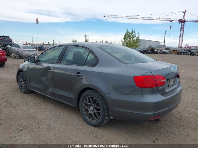 3VW2K7AJ2EM218168 Volkswagen Jetta 2.0l Trendline+