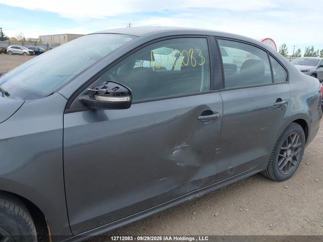 3VW2K7AJ2EM218168 Volkswagen Jetta 2.0l Trendline+