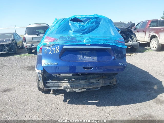 12668416 :رقم المزاد ، 5N1AT2MT9HC767914 vin ، 2017 Nissan Rogue S/sv مزاد بيع
