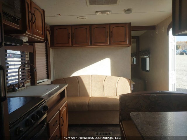 12717257 :رقم المزاد ، 4YDT26021DG100596 vin ، 2013 Keystone Springdale مزاد بيع