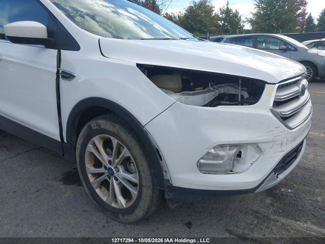 Ford ESCAPE SE 2017 1FMCU0GD8HUB09235 Image 6