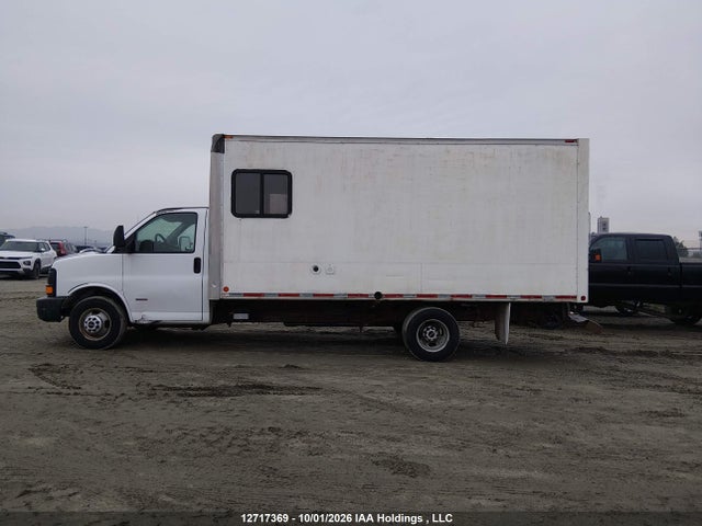 2006 Gmc Savana Cutaway G3500 მანქანა იყიდება აუქციონზე, vin: 1GDJG312961211407, აუქციონის ნომერი: 12717369