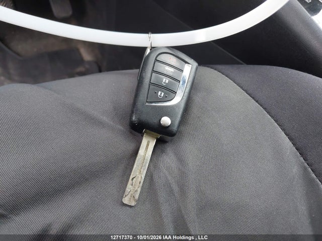 5YFBPMBEXNP278549 Toyota COROLLA LE