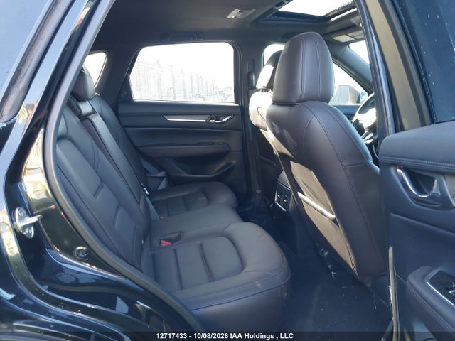 Продажа на аукционе авто 2023 Mazda Cx-5 Signature, vin: JM3KFBEYXP0123713, номер лота: 12717433