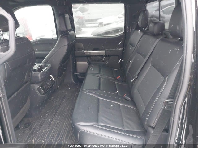 1FTFW1E50NFB33350 Ford F-150 Xlt
