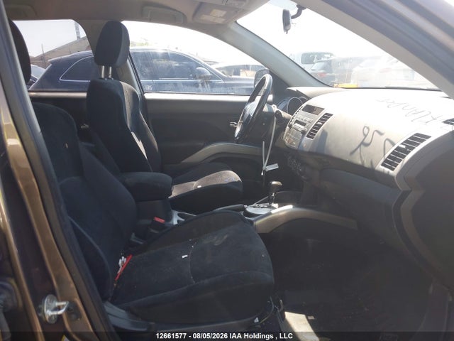 2011 Mitsubishi Outlander Es მანქანა იყიდება აუქციონზე, vin: JA4AT2AW4BU611536, აუქციონის ნომერი: 12661577