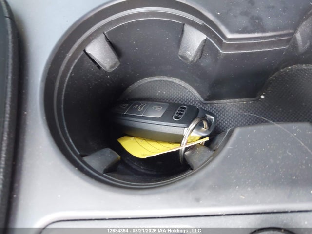 2025 Audi A3 40 Technik მანქანა იყიდება აუქციონზე, vin: WAUMUCGY9SA051509, აუქციონის ნომერი: 12684394