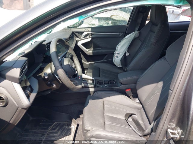 2025 Audi A3 40 Technik მანქანა იყიდება აუქციონზე, vin: WAUMUCGY9SA051509, აუქციონის ნომერი: 12684394