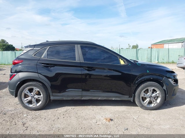 12697523 :رقم المزاد ، KM8K6CABXNU873288 vin ، 2022 Hyundai Kona Preferred Awd With Sun And Leather Package مزاد بيع