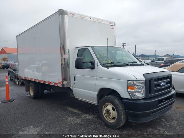 2024 Ford Econoline E450 Super Duty Cutaway Van მანქანა იყიდება აუქციონზე, vin: 1FDXE4FNXRDD14332, აუქციონის ნომერი: 12717464