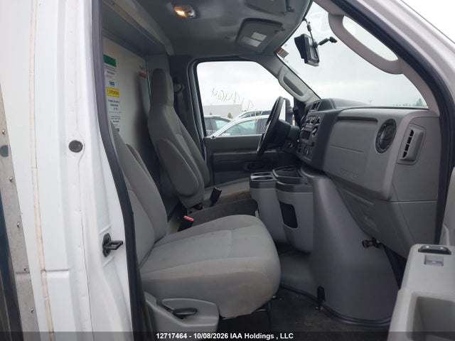 2024 Ford Econoline E450 Super Duty Cutaway Van მანქანა იყიდება აუქციონზე, vin: 1FDXE4FNXRDD14332, აუქციონის ნომერი: 12717464