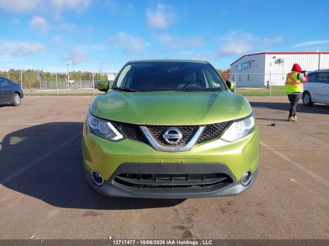 Продажа на аукционе авто 2017 Nissan Qashqai S/sv, vin: JN1BJ1CP0HW014903, номер лота: 12717477