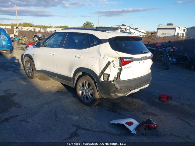 KIA Seltos 2023 KNDEPCAA9P7391788 Image 12