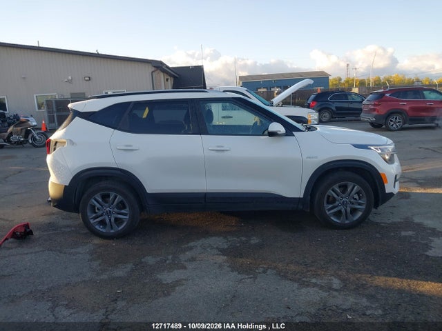 KIA Seltos 2023 KNDEPCAA9P7391788 Image 14